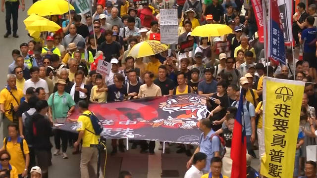 Despite Police Crackdown, Historic Hong Kong Protests Against New Extradition Law Continue