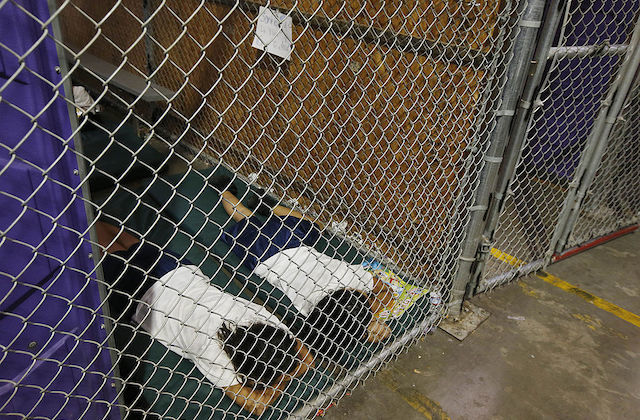Judge Sides With Migrants Suing Border Patrol Facility Over Inhumane Conditions